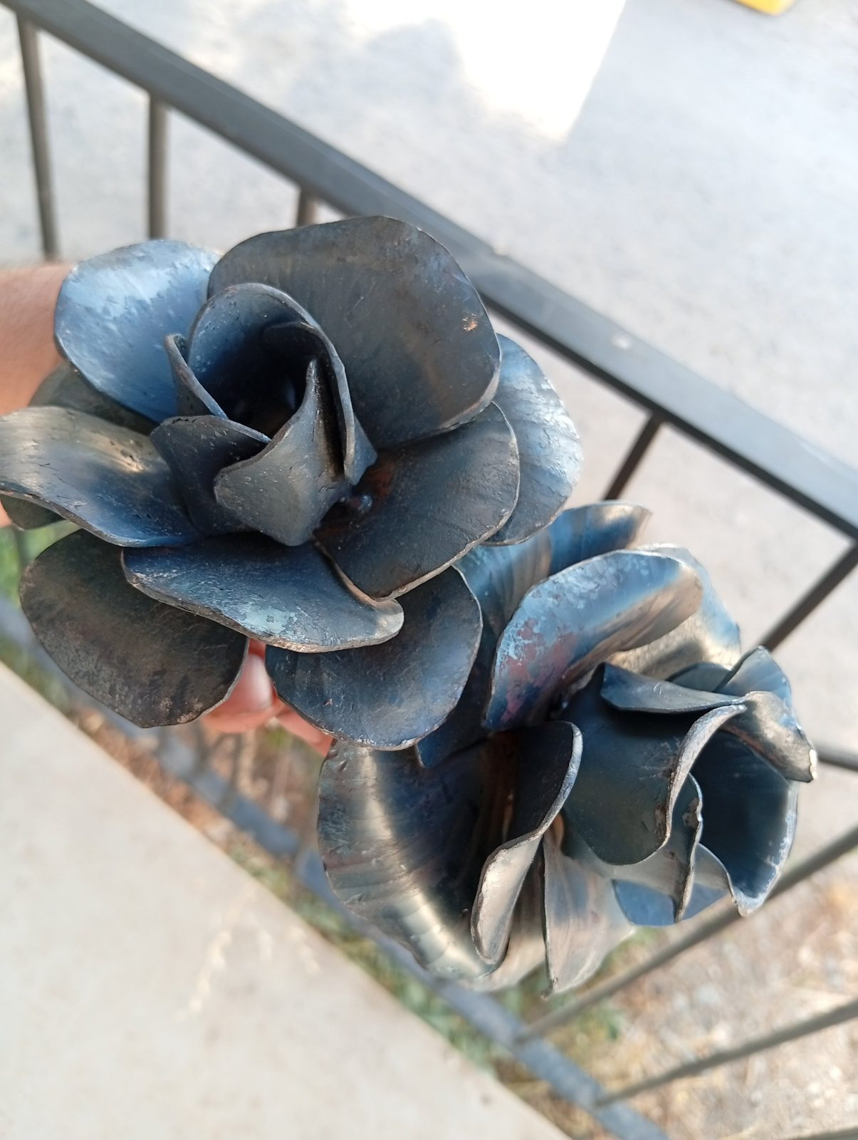 Rosas forjadas em ferro