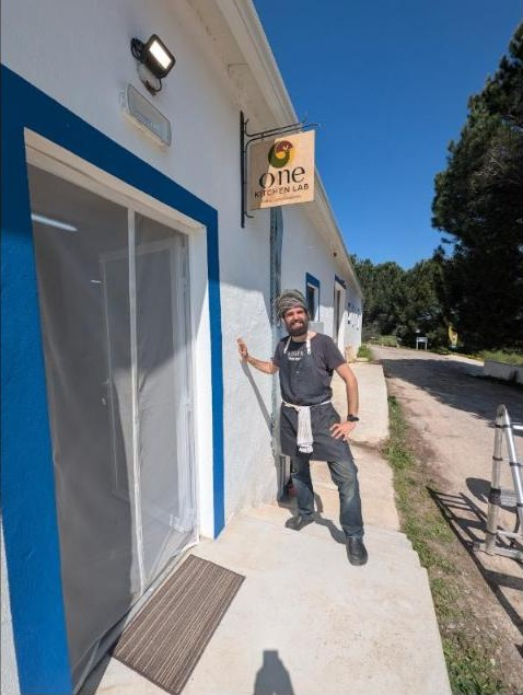 A cozinha One Kitchen Lab em Colos