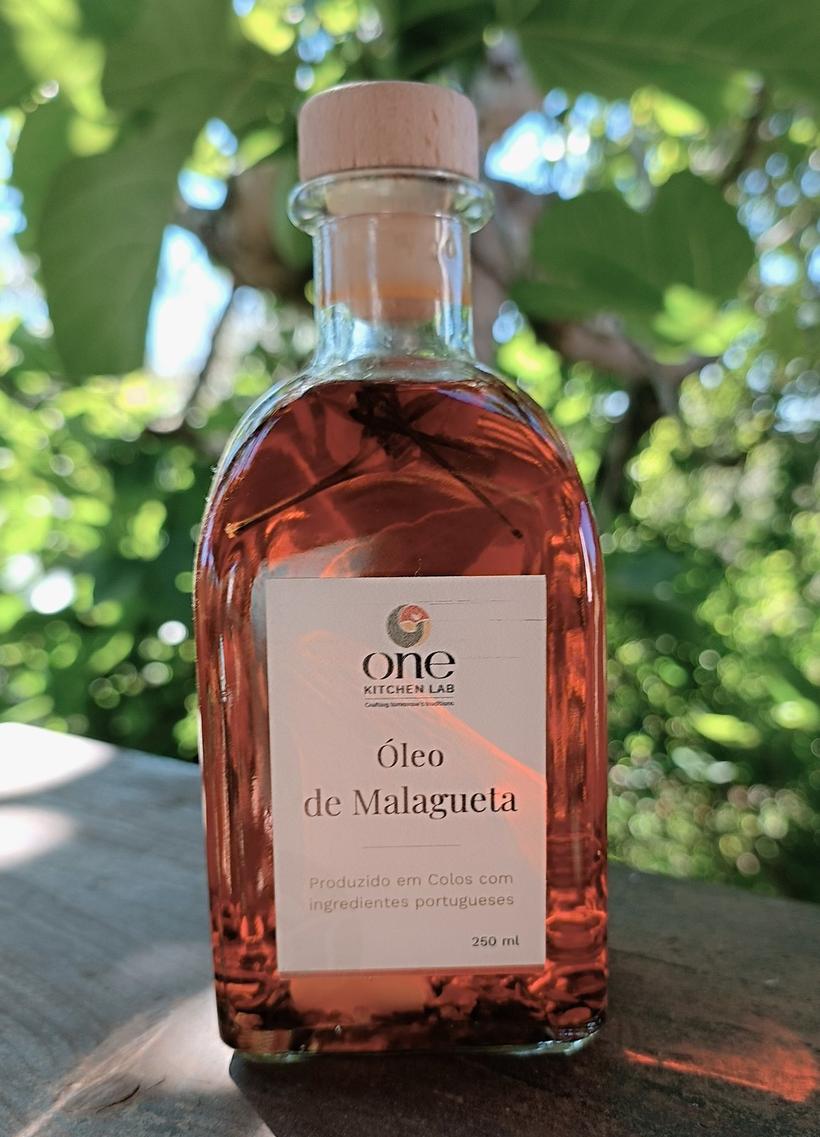 Óleo de malagueta One Kitchen Lab, produzido em Colos
